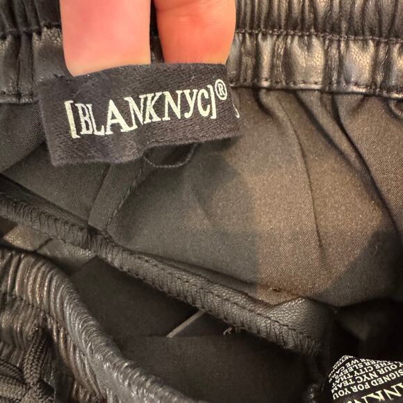 BLANKNYC Vegan Black Leather Elastic Waistband Joggers NEW Size 26 - Picture 6 of 12